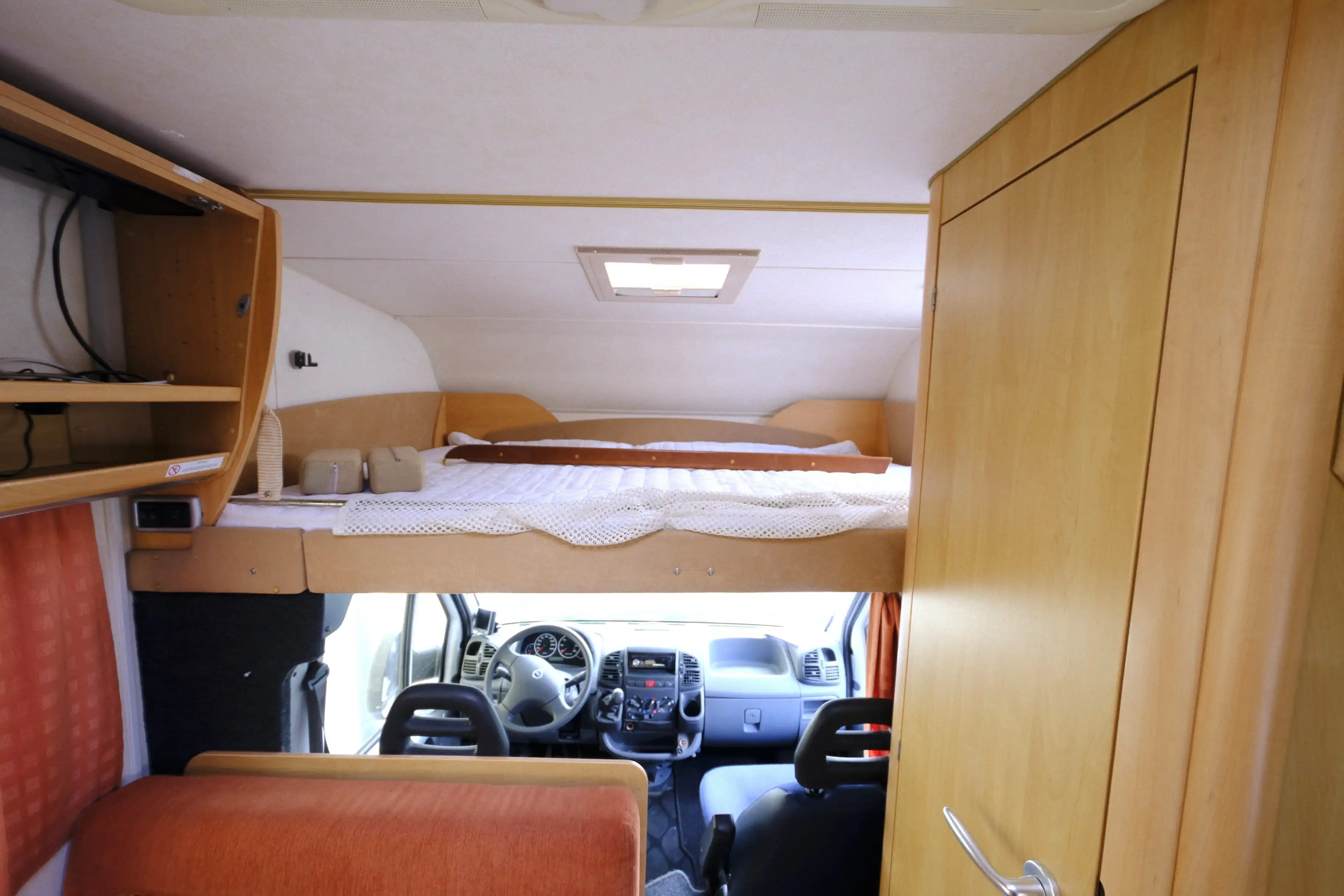 EURAMOBIL A 665 HS